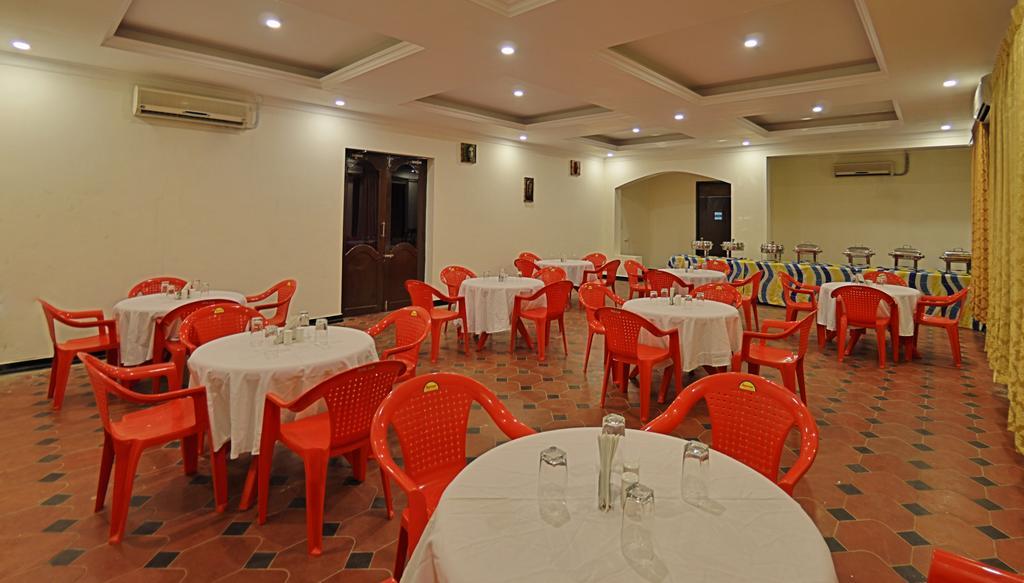 Royal Club Hotel Chennai Exterior photo